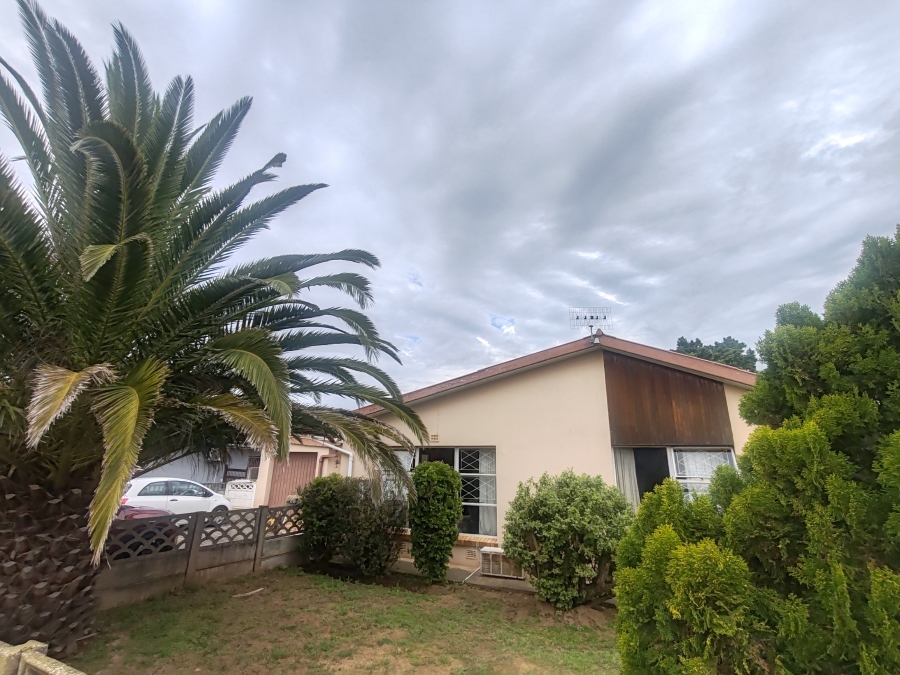 3 Bedroom Property for Sale in Manor Heights Eastern Cape